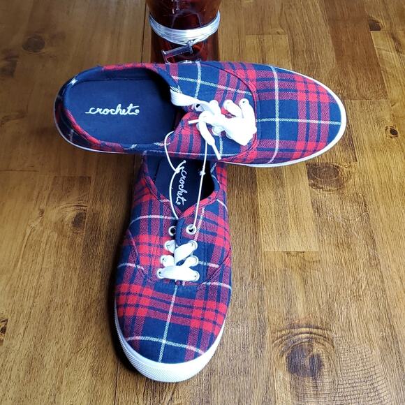Red/Blue Plaid slip on Tennis Shoe size 9 - Picture 2 of 6